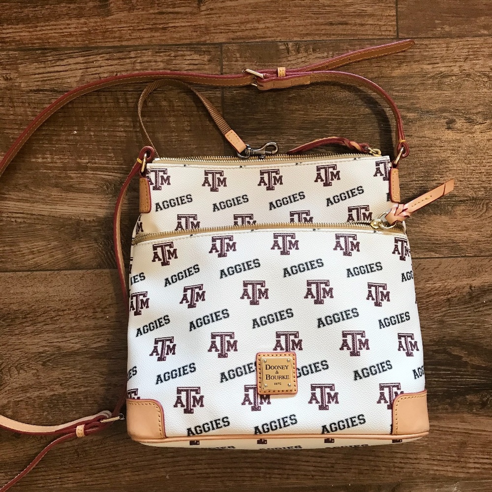 Dooney and Bourke A&M Crossbody Purse
